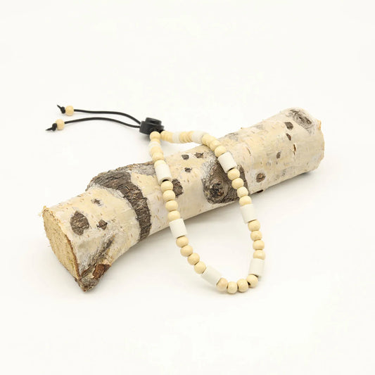 Naturfarbenes Zeckenhalsband als EM Halsband von BALU_manufaktur